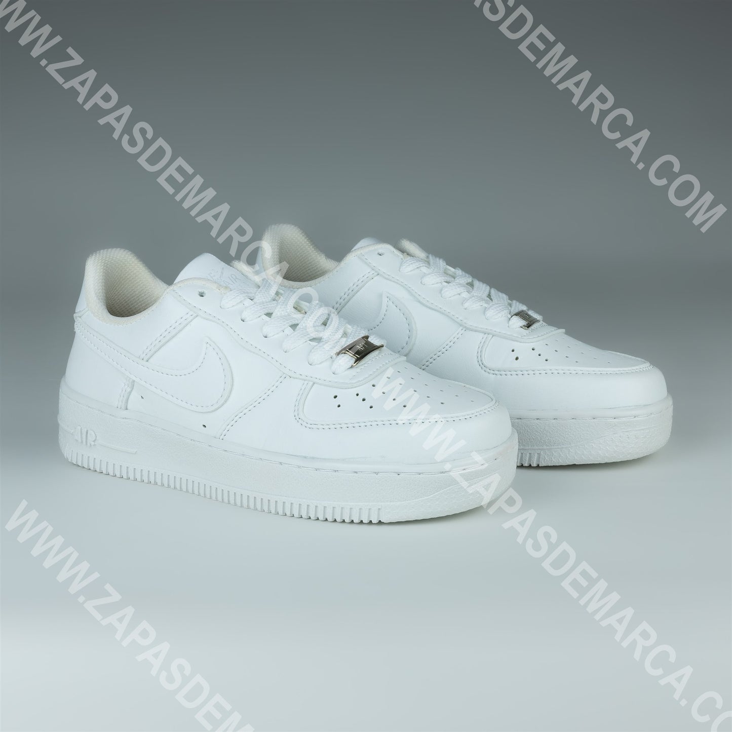 NIKE AIR FORCE BLANCO